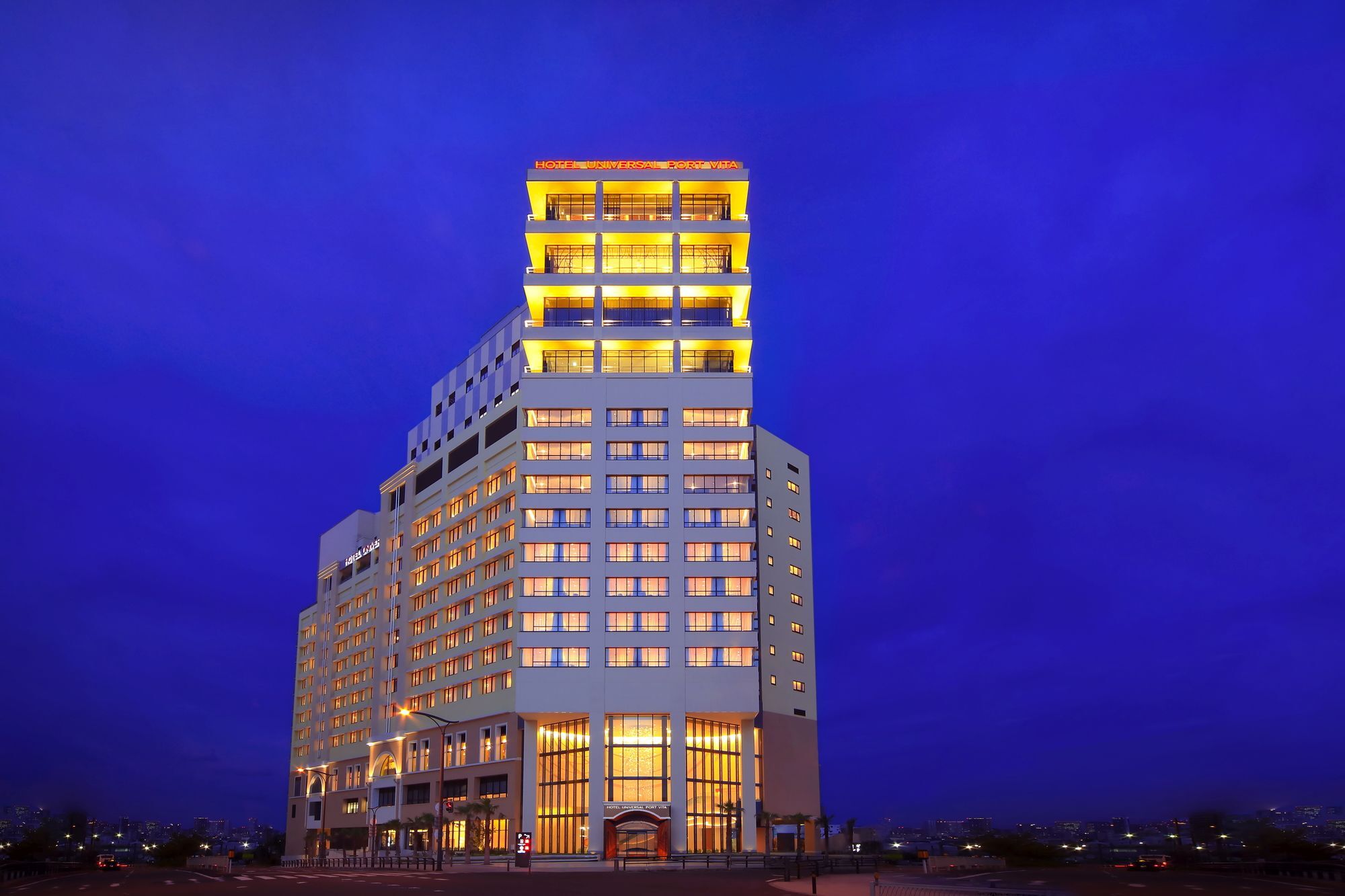 אוסקה Hotel Universal Port Vita מראה חיצוני תמונה